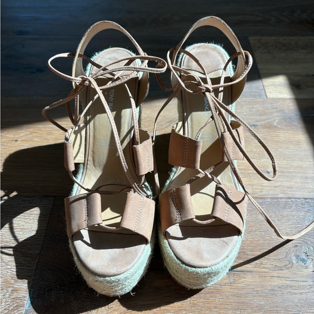 Tony Bianco Wedges